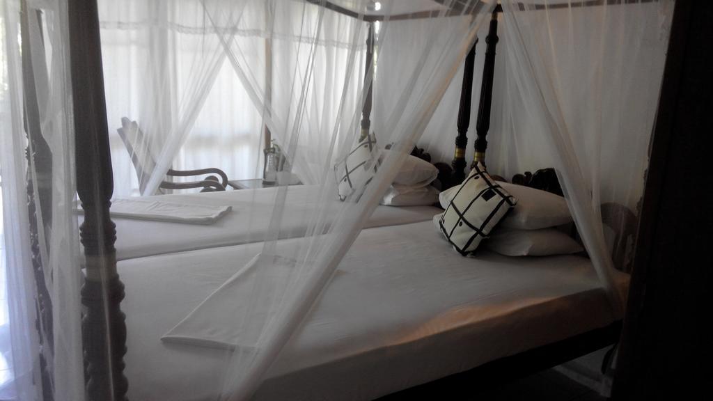 Surf Villa Hikkaduwa Dış mekan fotoğraf