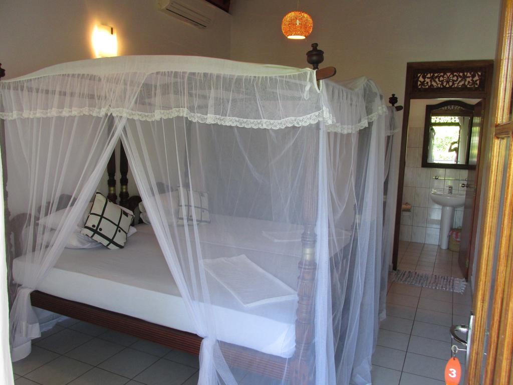 Surf Villa Hikkaduwa Dış mekan fotoğraf