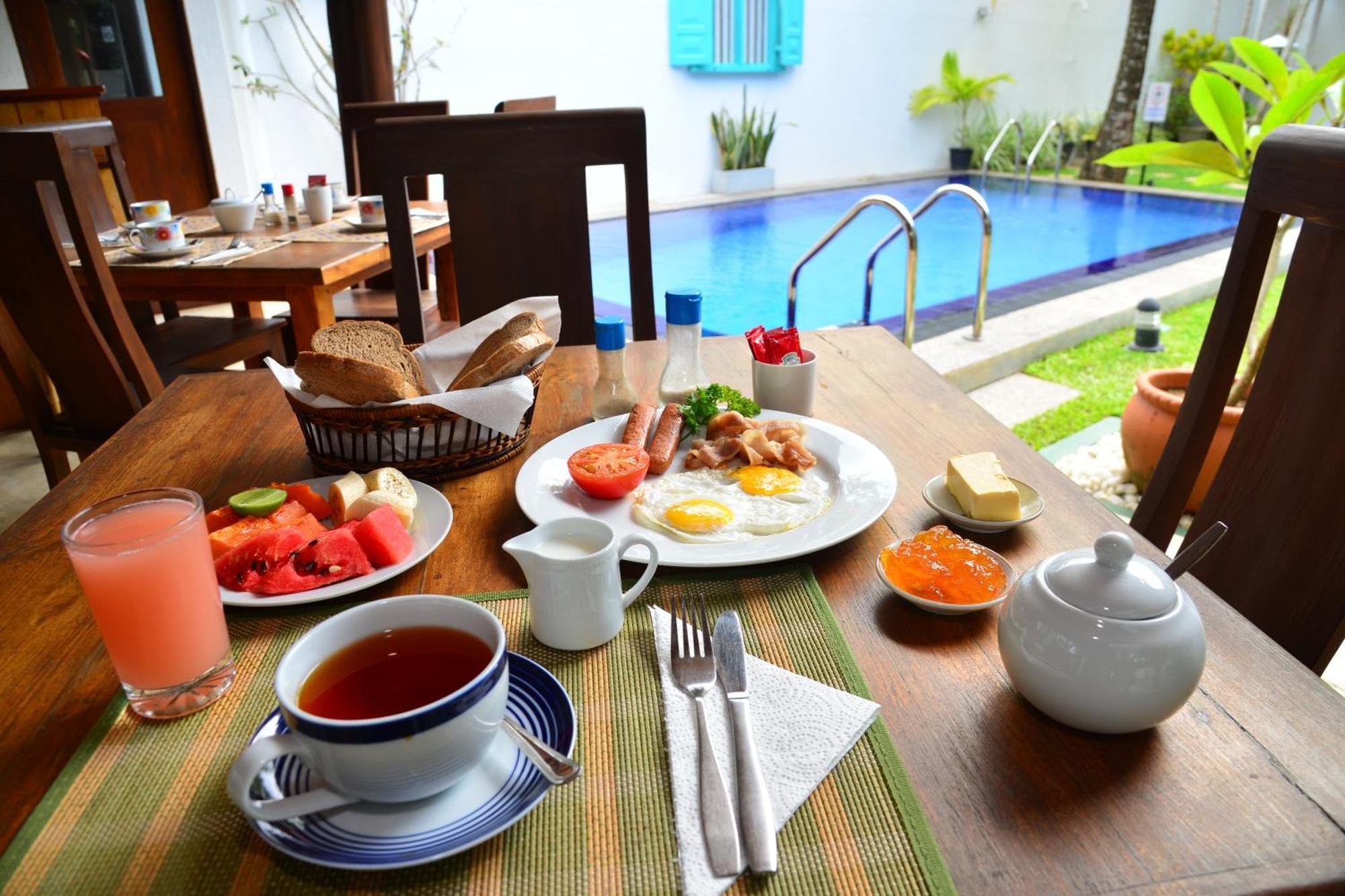 Surf Villa Hikkaduwa Dış mekan fotoğraf