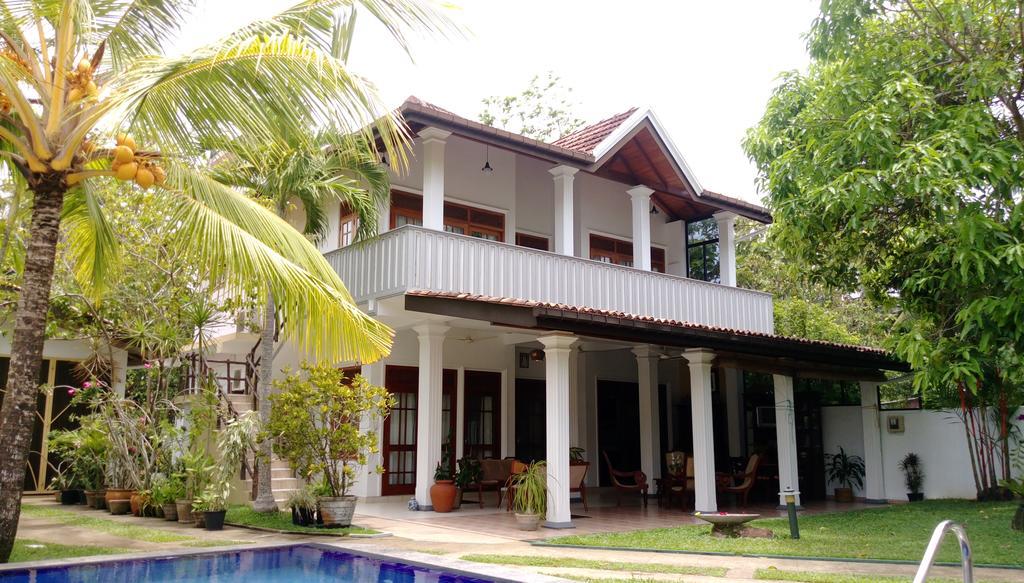 Surf Villa Hikkaduwa Dış mekan fotoğraf