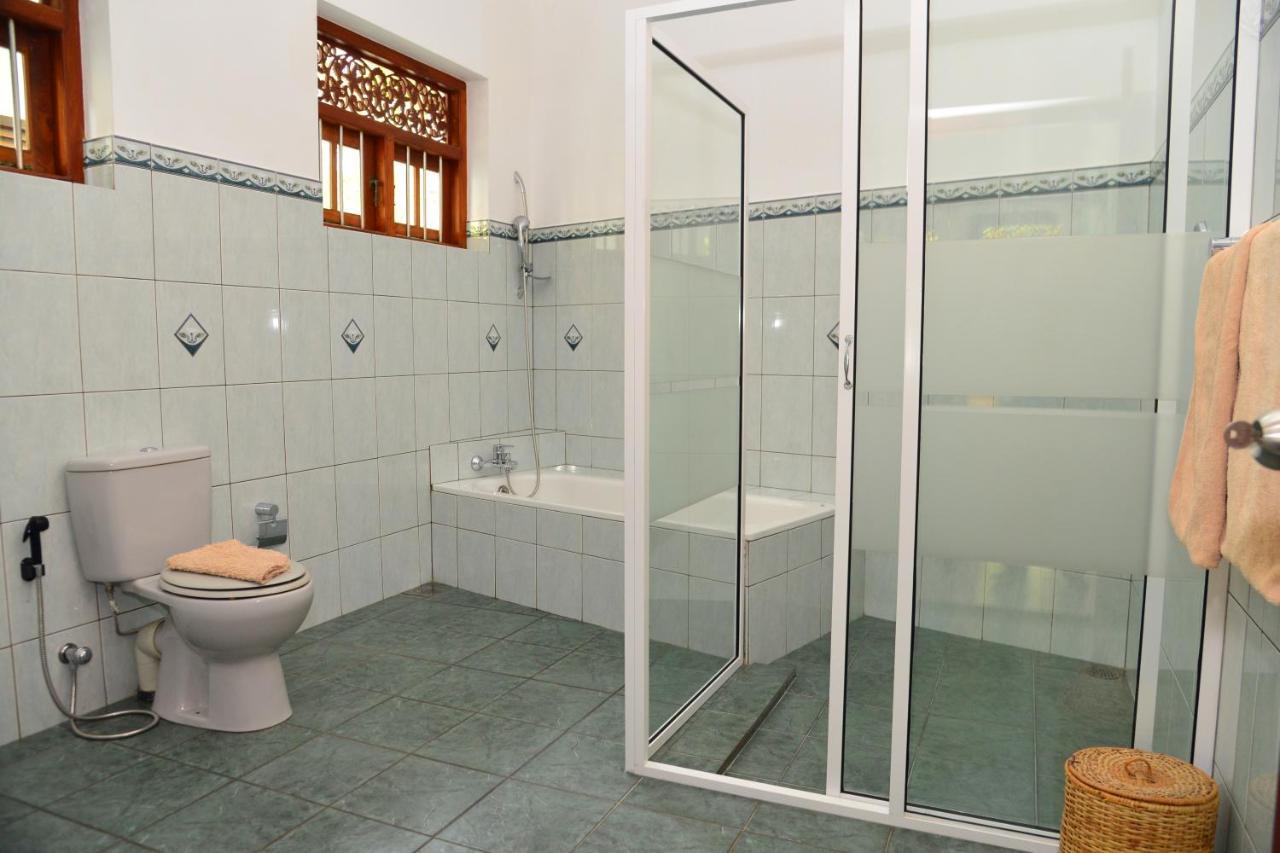 Surf Villa Hikkaduwa Dış mekan fotoğraf